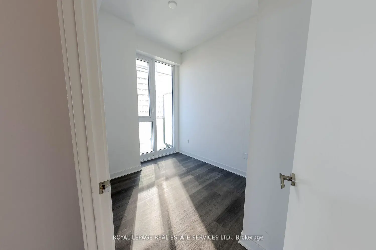 Additional image 5 of 3900 Confederation Parkway 4203