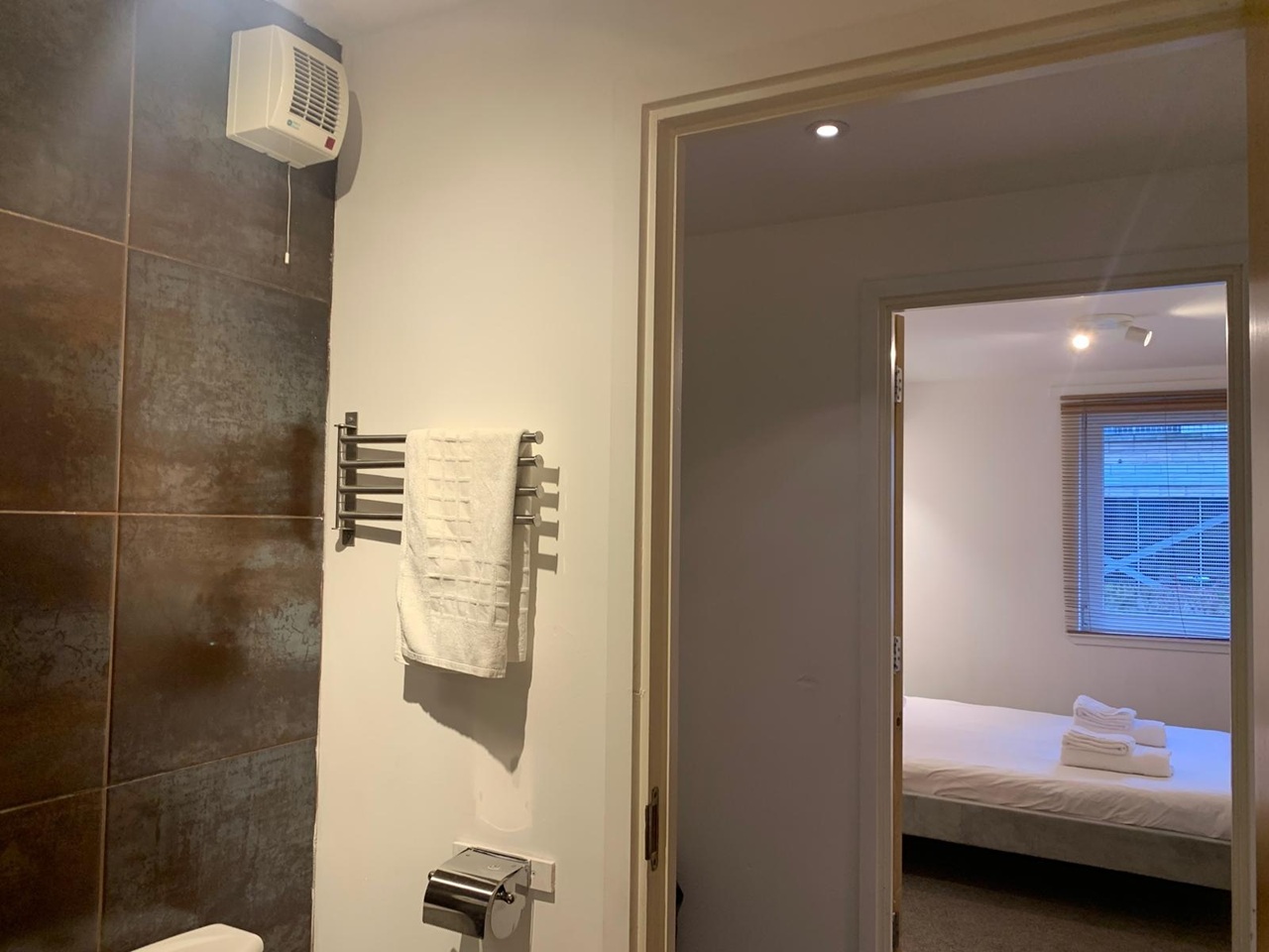 Additional image 4 of 2 Bed Flat, Albion Gardens, EH7, N1 7GU