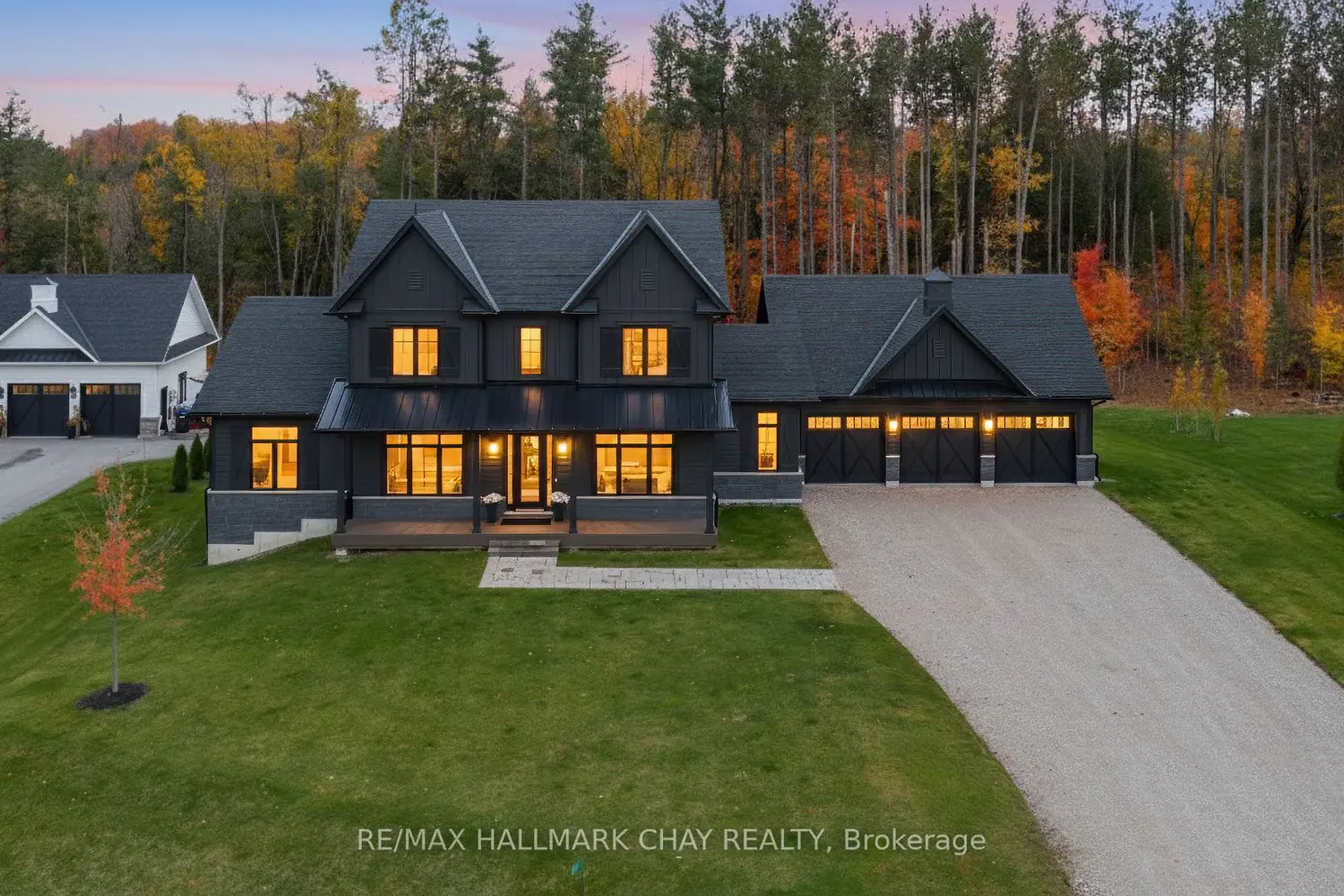 Additional image 19 of 72 Georgian Grande Drive