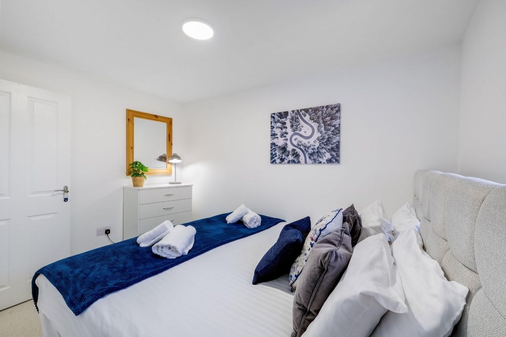 Additional image 29 of 6 bed semi-detached house to rentRedcar Road, Bicester OX26