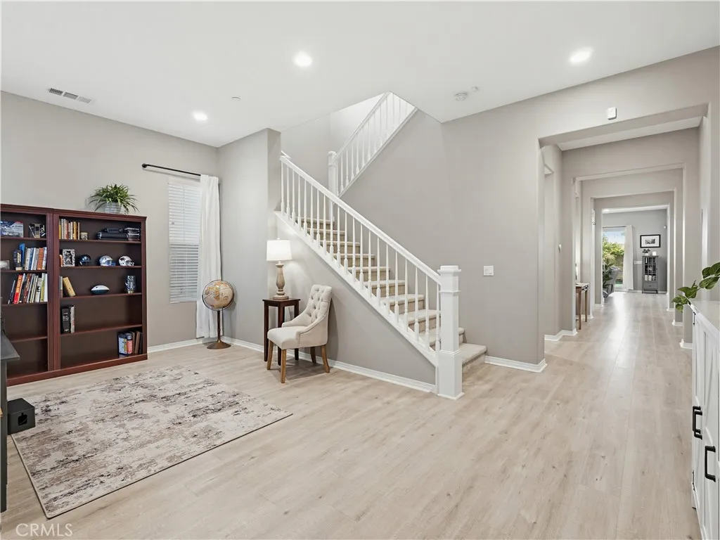 Additional image 3 of 20818 Red Sky Court, Saugus, CA 91350