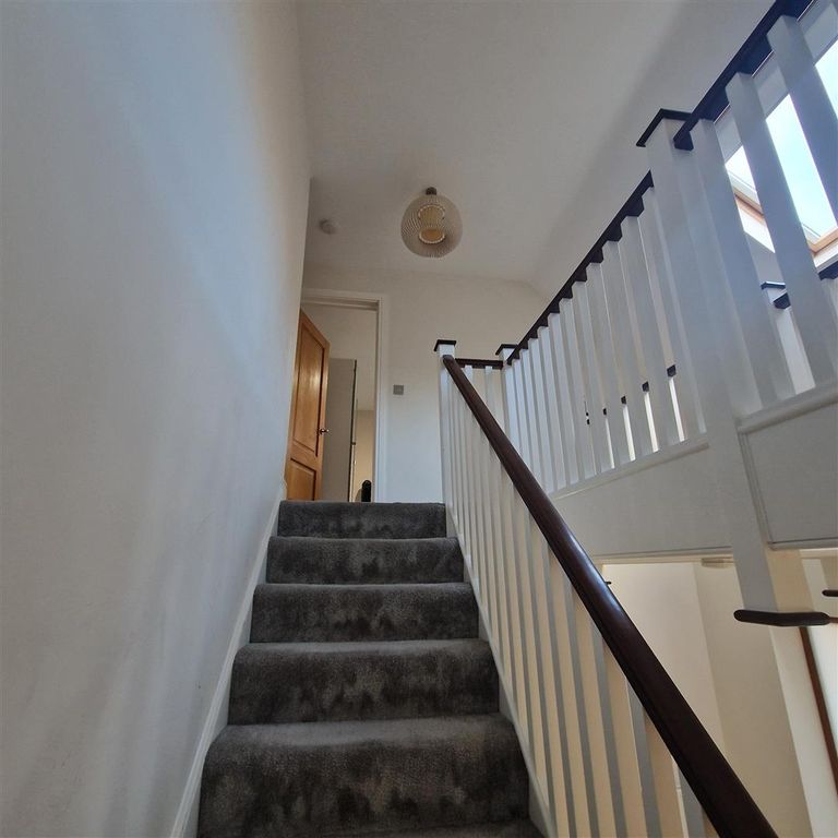 Additional image 12 of 6 bed detached house to rentLimes Close, Bushby, Leicester LE7