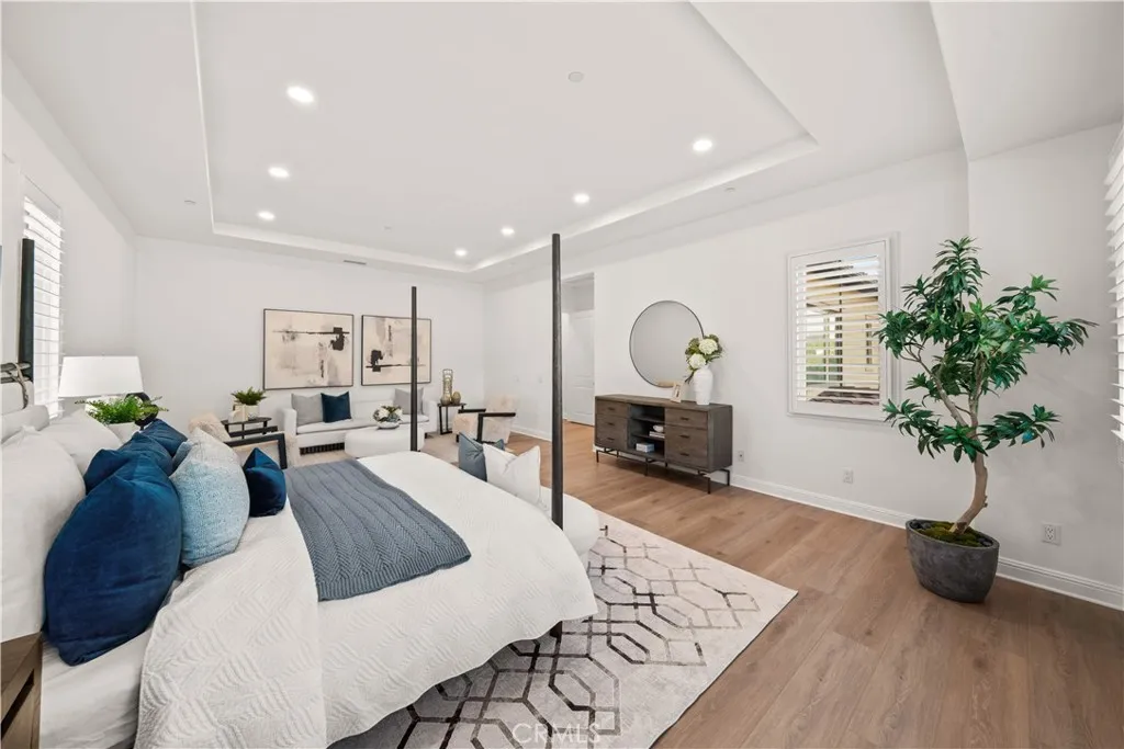 Additional image 47 of 221 Clear Fls, Irvine, CA 92602