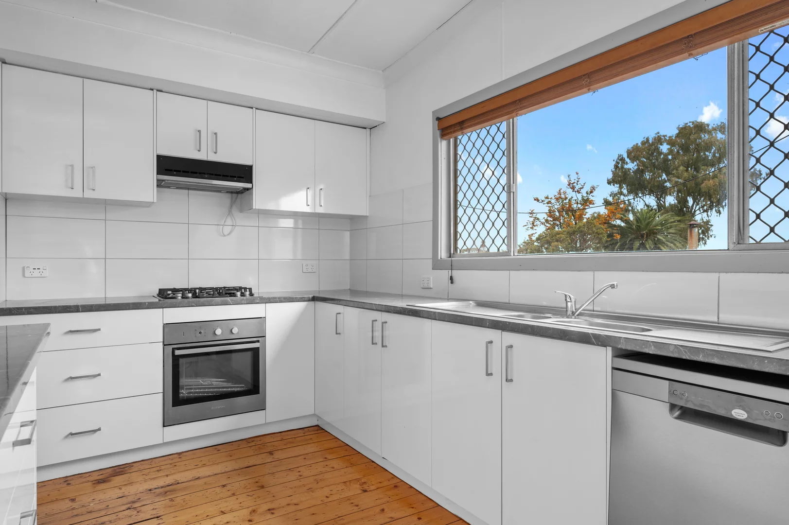 Additional image 3 of 20E Victoria Street East, Kalgoorlie WA 6430