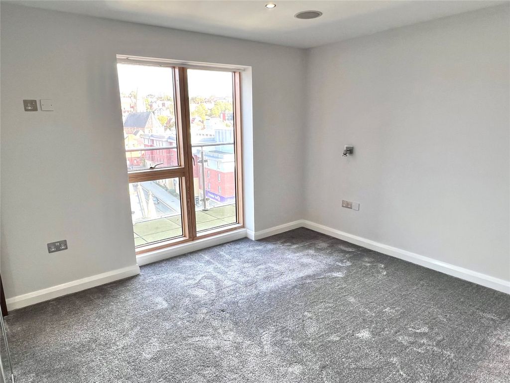 Additional image 13 of 2 bed flat to rentThorngate House, St Swithins Square, Lincoln LN2