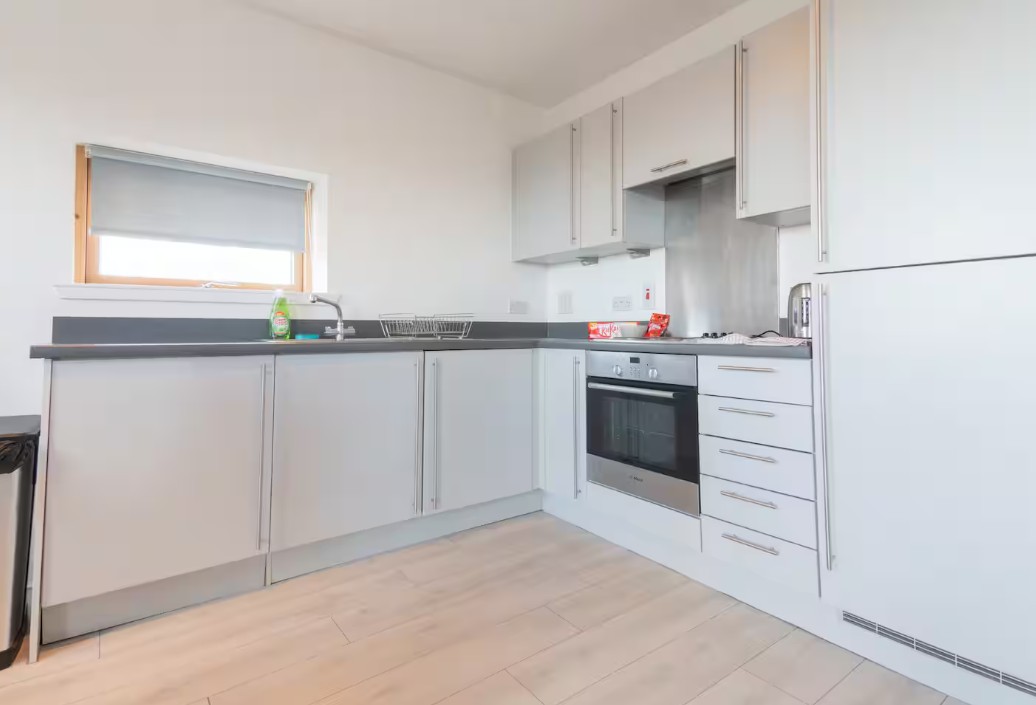 Additional image 6 of 2 Bed Flat, Argyle Street, G2, N1 7GU