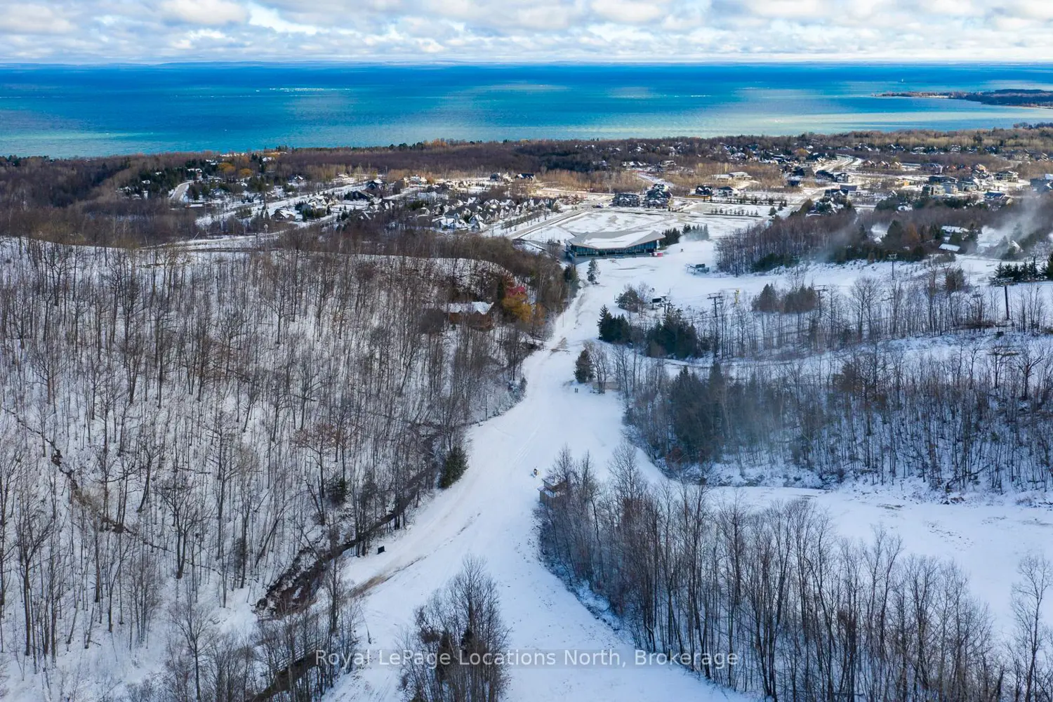 Additional image 7 of 242 Arrowhead Road 16