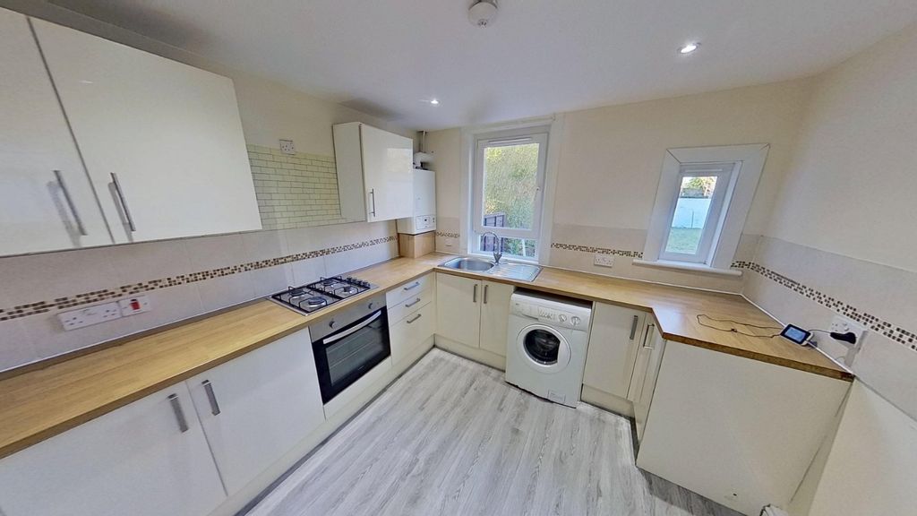 Additional image 4 of 2 bed detached house to rentAlva Gardens, Glasgow G52