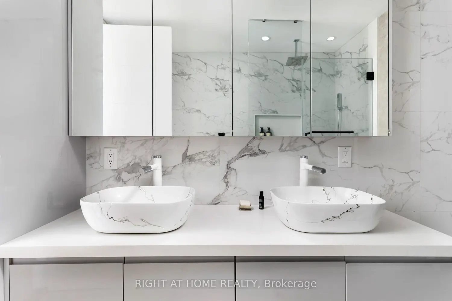 Additional image 9 of 40 Sixth Street