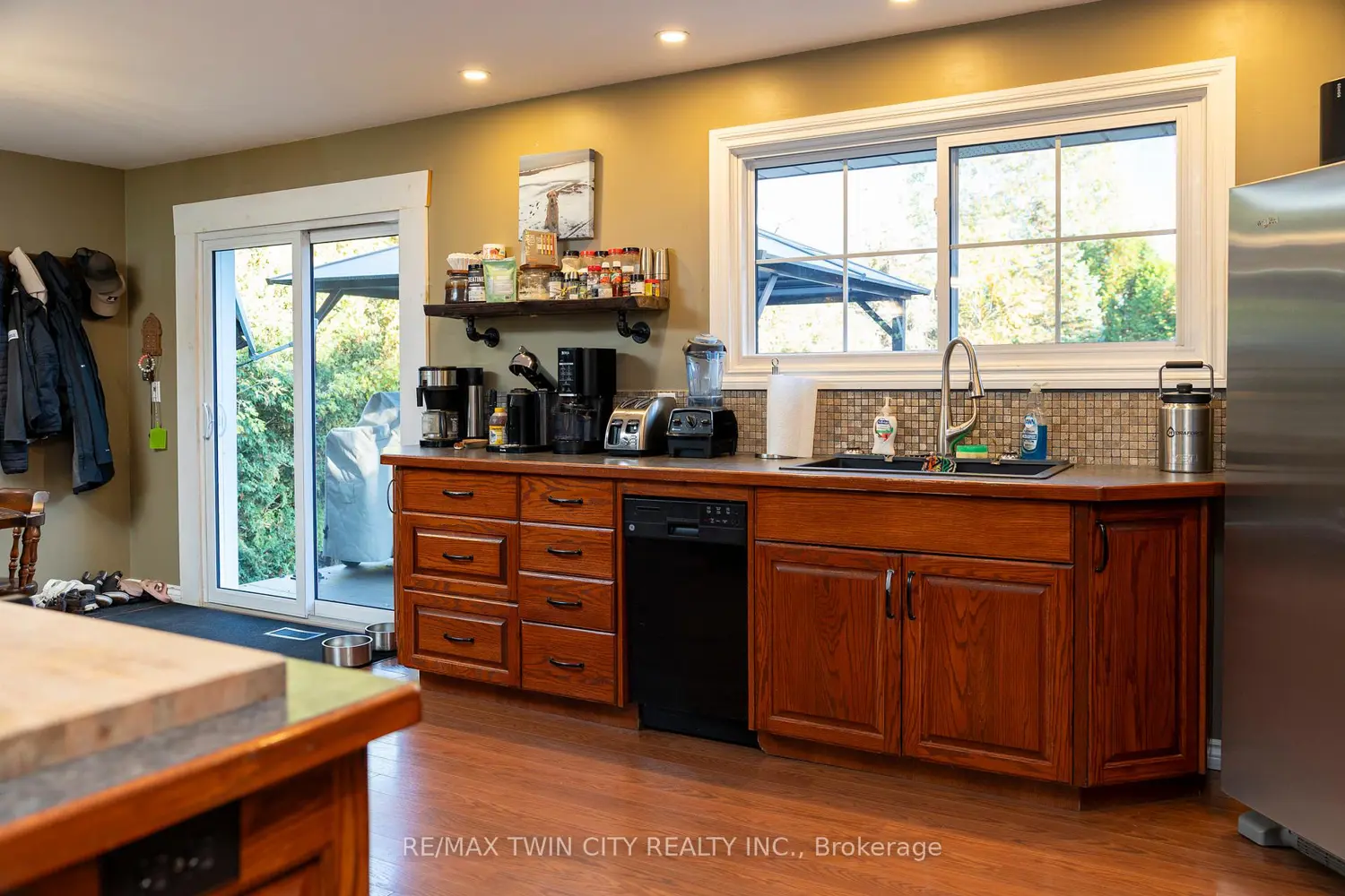 Additional image 9 of 976 Mcdowell Road