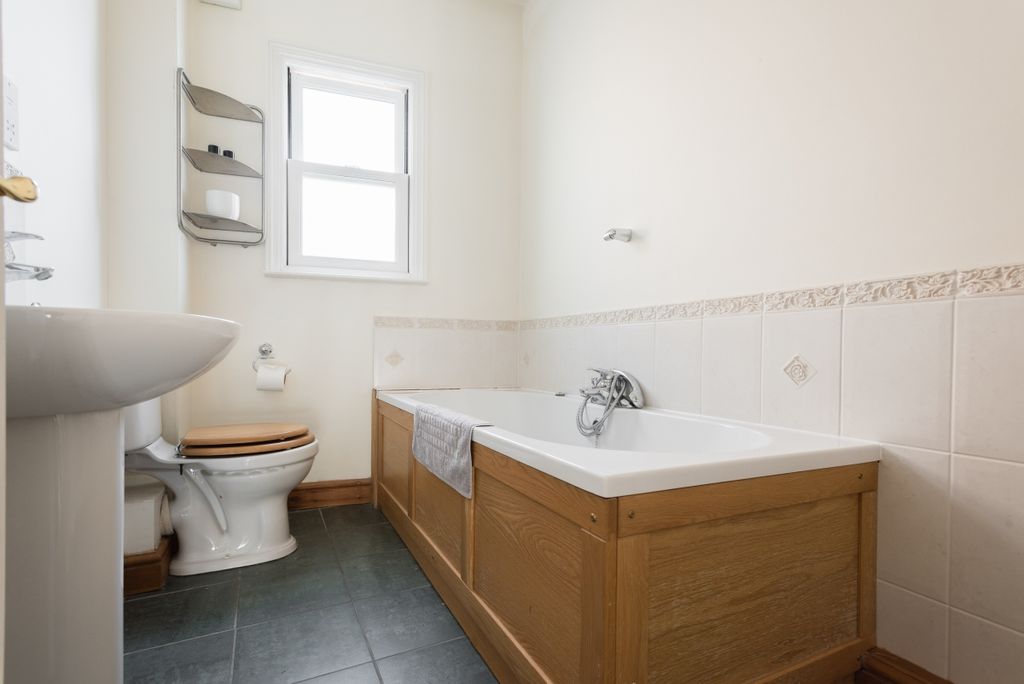 Additional image 16 of 4 bed flat to rentGreat Clarendon Street, Oxford OX2
