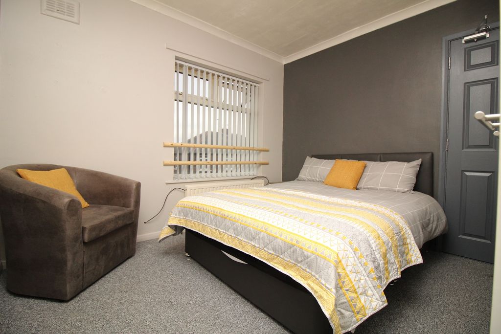 Additional image 4 of Room to rentNewborn Avenue, Scunthorpe DN15