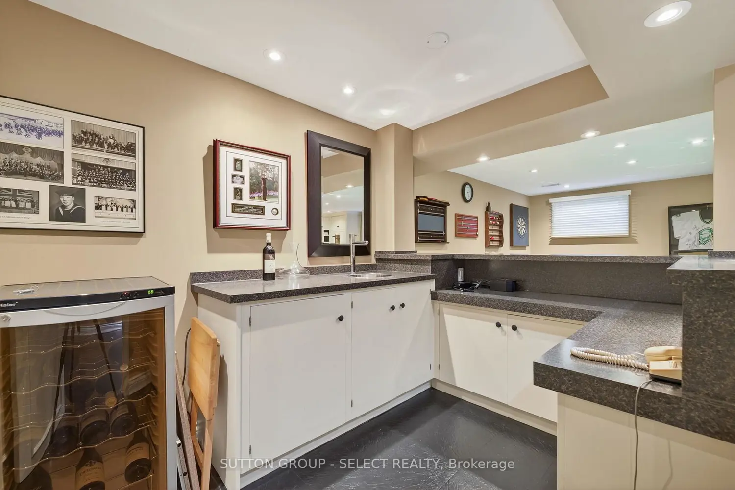 Additional image 15 of 129 Wychwood Place