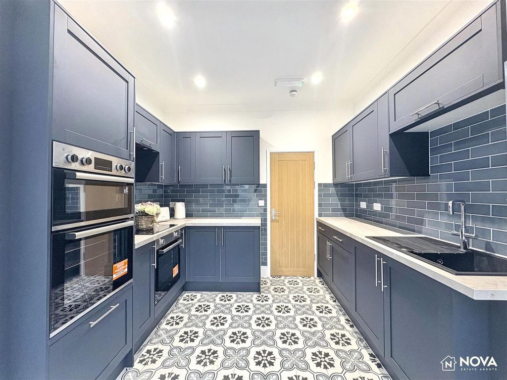 Additional image 26 of 6 bed shared accommodation to rentKingsthorpe Grove, Northampton NN2