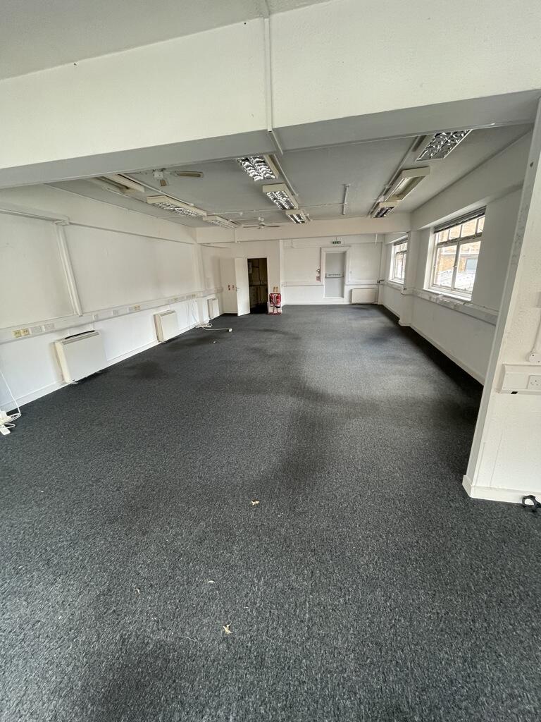 房产图片 9 - 伯灵顿大厦，二楼，前台，旧基督教路，伯恩茅斯，多塞特郡