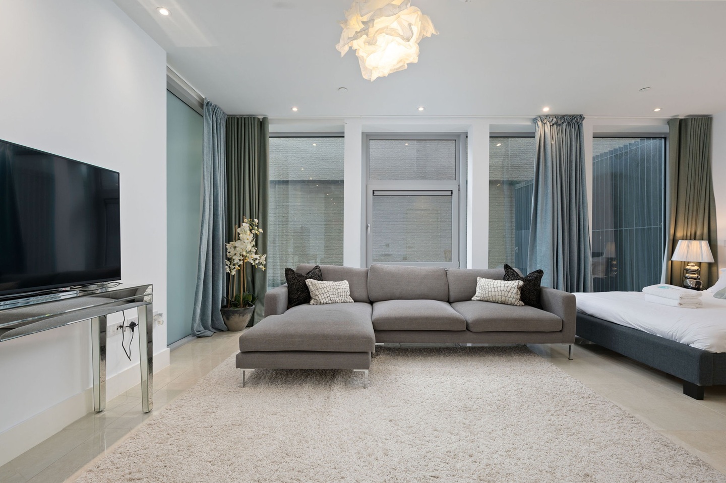 Additional image 15 of Studio Flat, Saint Vincent Place, EH3, N1 7GU