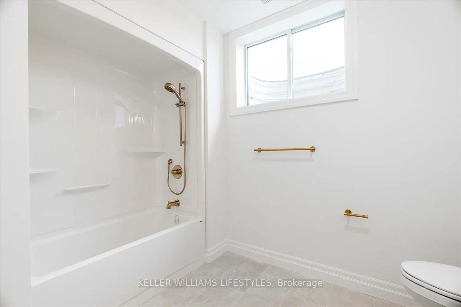 Additional image 13 of 126 Fraser Crescent