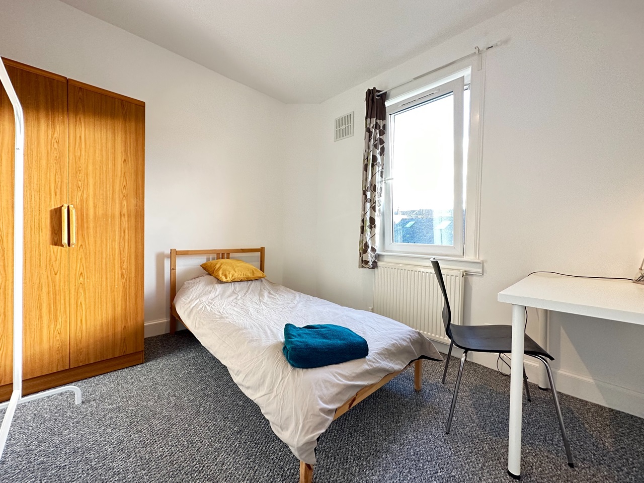 Additional image 3 of 3 Bed Flat, Stenhouse Crescent, EH11, N1 7GU