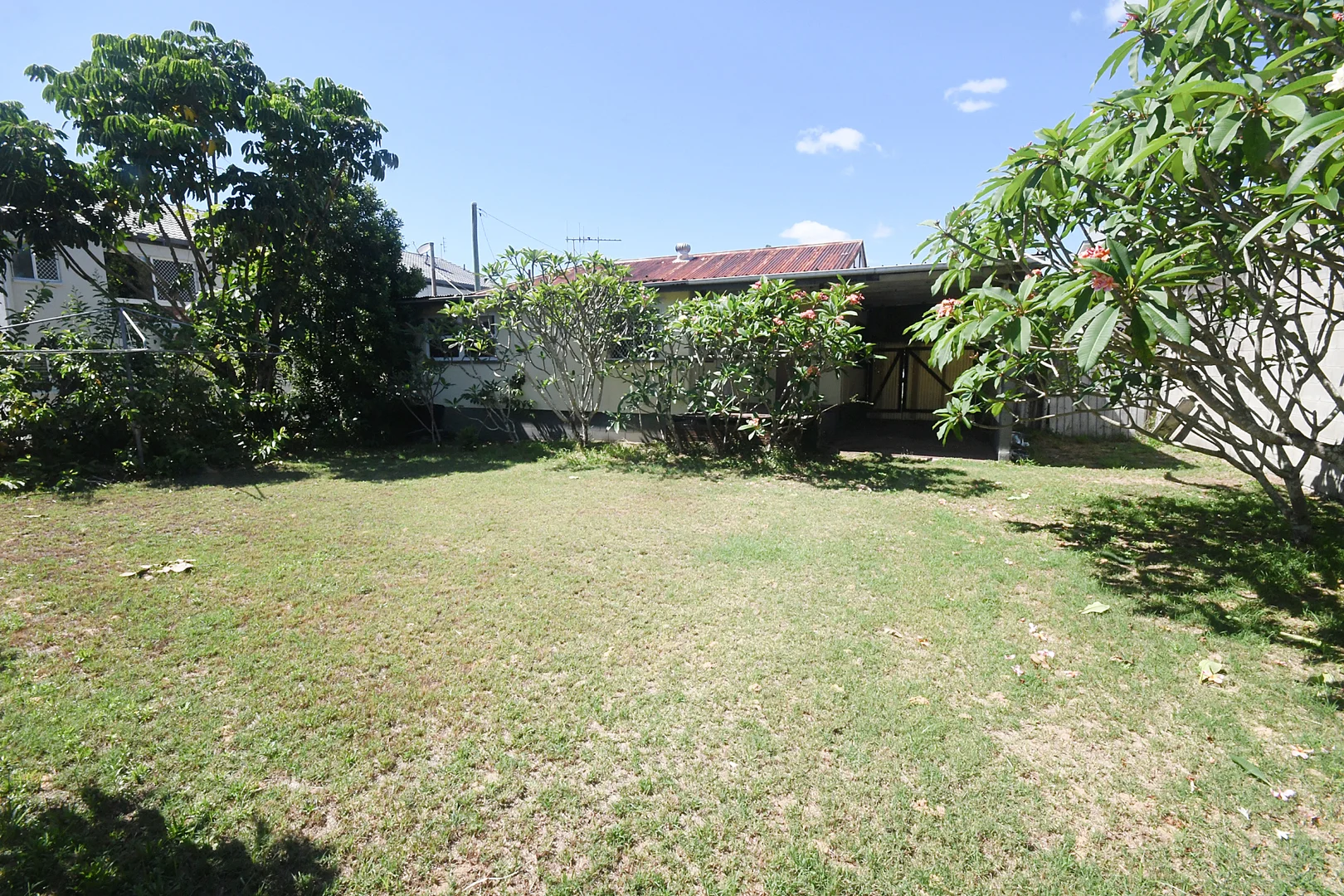 Additional image 5 of 108 Freshwater Street, Torquay QLD 4655