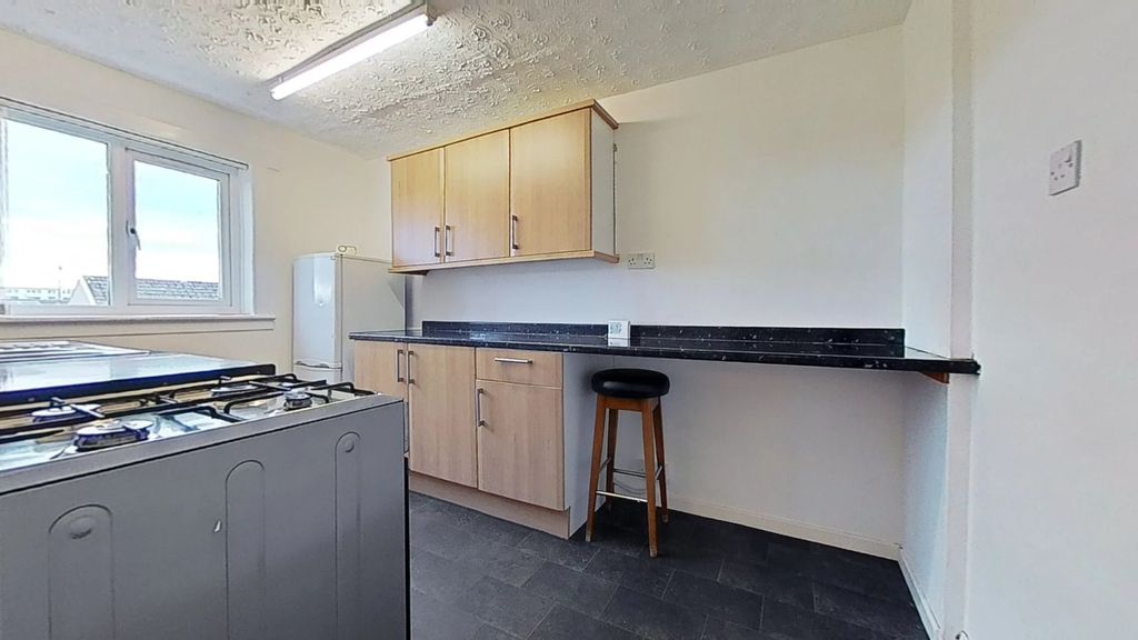 Additional image 5 of 2 bed flat to rentMontclair Place, Linwood, Paisley PA3