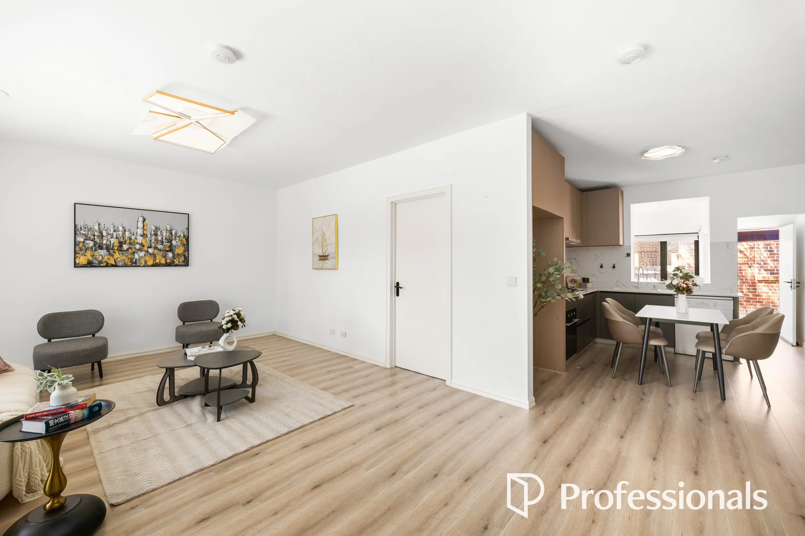 Additional image 4 of 1/1 Peacock Street, Burwood VIC 3125