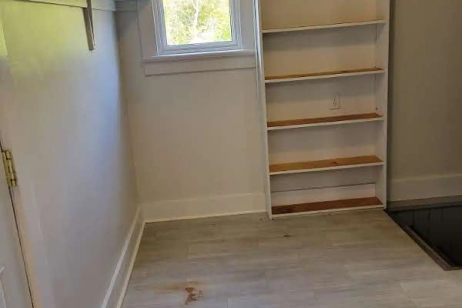 Additional image 3 of 376 Lambton Street