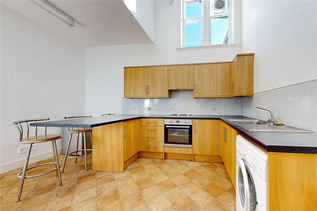 Additional image 10 of 2 bed flat to rentShore Road, Perth PH2