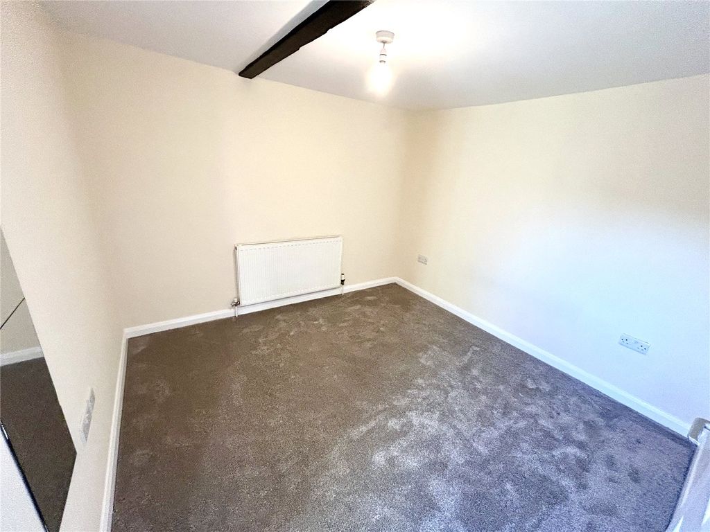 Additional image 7 of 3 bed detached house to rentCommercial Street, Newtown, Powys SY16