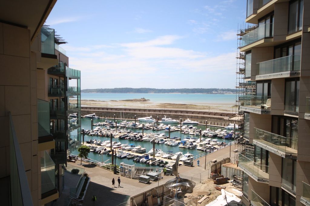Additional image 18 of 2 bed flat to rentLa Rue De L'etau, St Helier, Jersey JE2