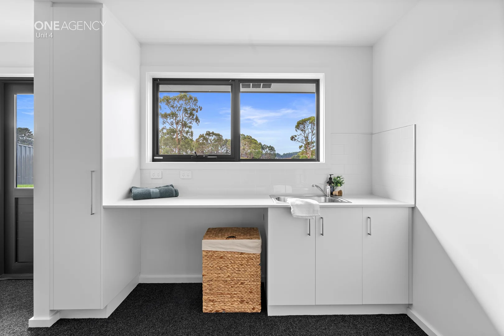 Additional image 17 of 4 & 5/143 South Road, Penguin TAS 7316