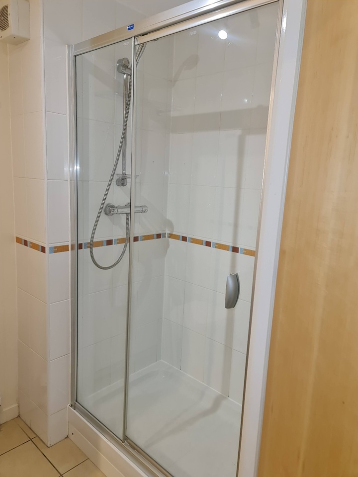 Additional image 24 of 2 Bed Flat, Hawkhill Close, EH7, N1 7GU