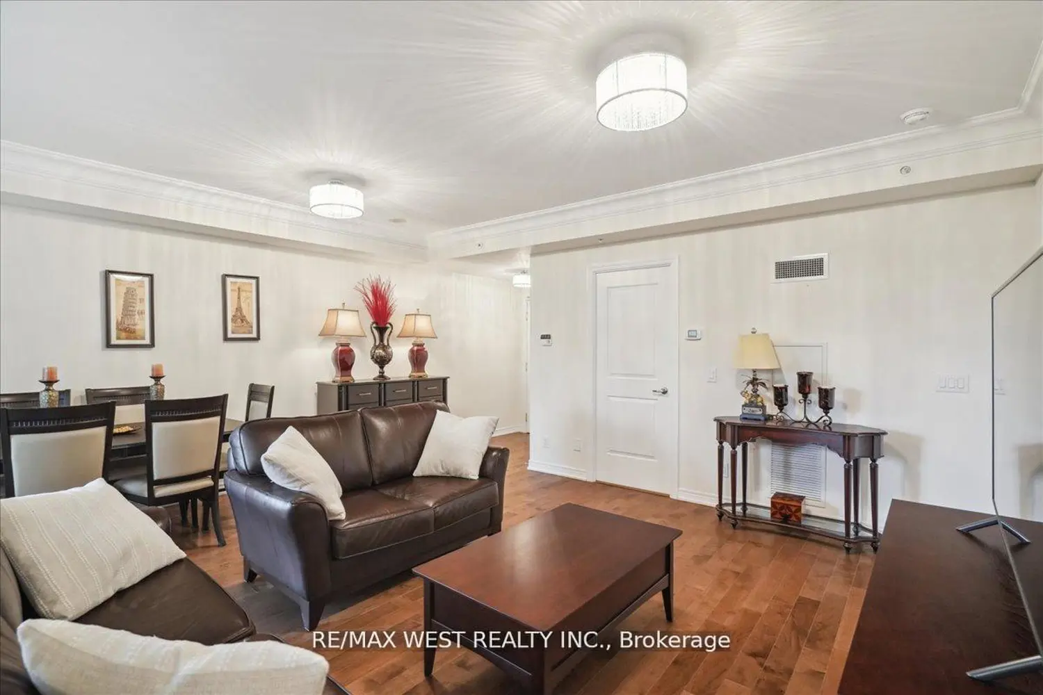 9255 Jane Street 405 photo 3