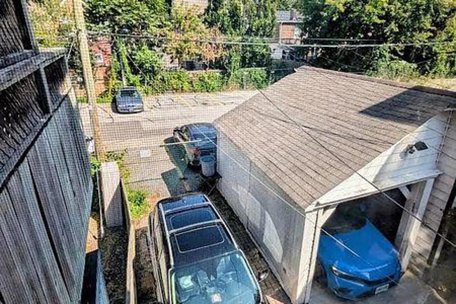 Additional image 4 of 239 Woodbine Avenue