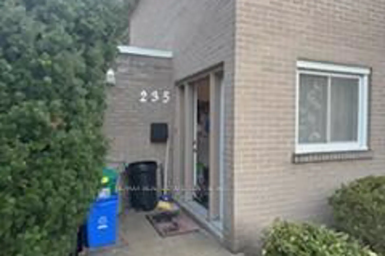 Additional image 3 of 235 Shakespeare Drive 4