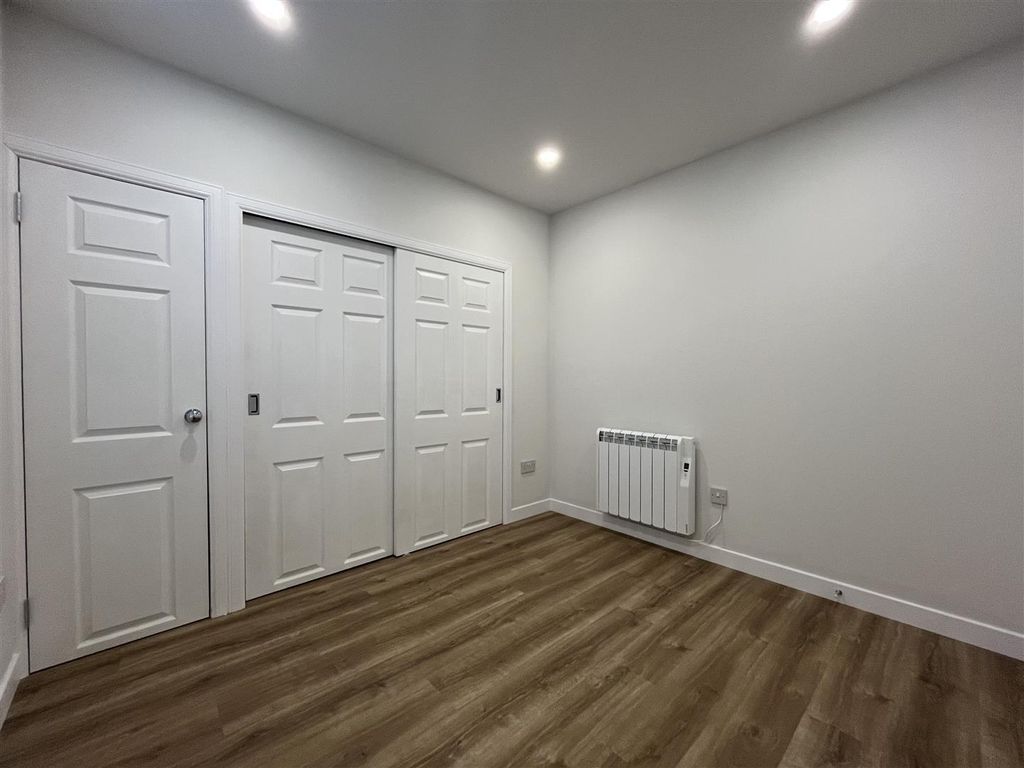Additional image 14 of 2 bed flat to rentCharterhouse Lane, Perth PH2