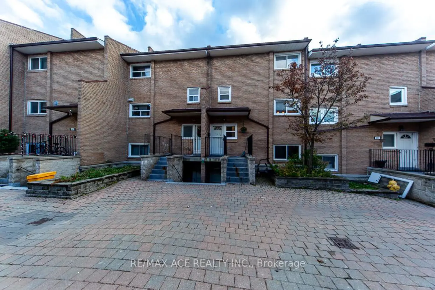 50 Scarborough Golf Club Road 149