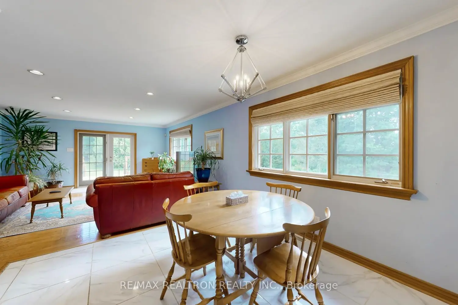 2521 Mt Albert Road photo 4