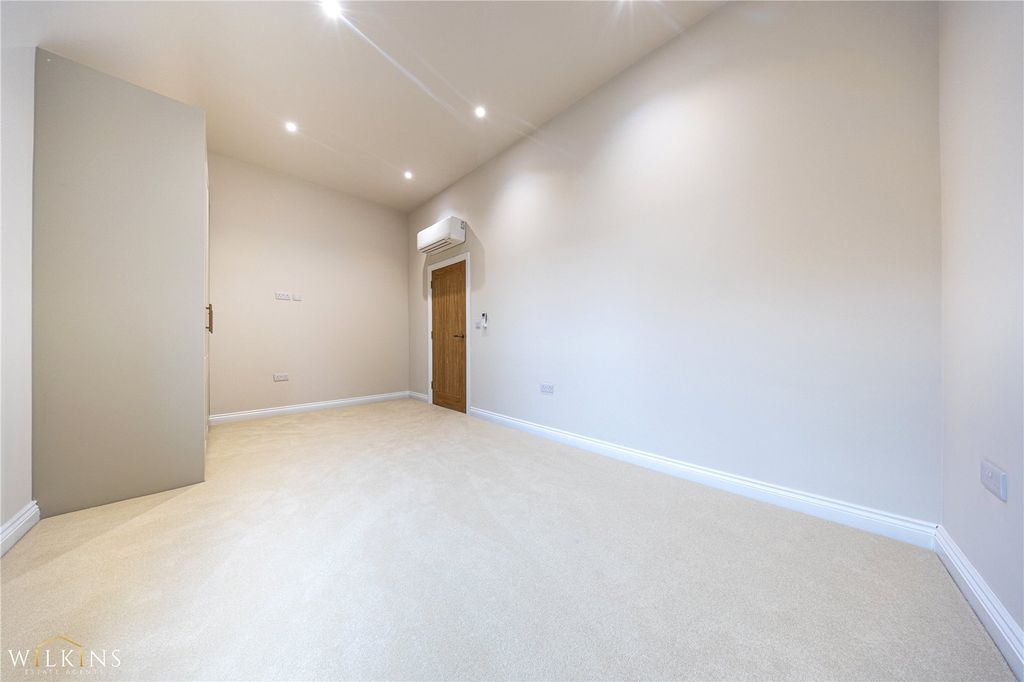 Additional image 43 of 6 bed detached house to rentPark Lane, Bonehill, Tamworth, Staffordshire B78