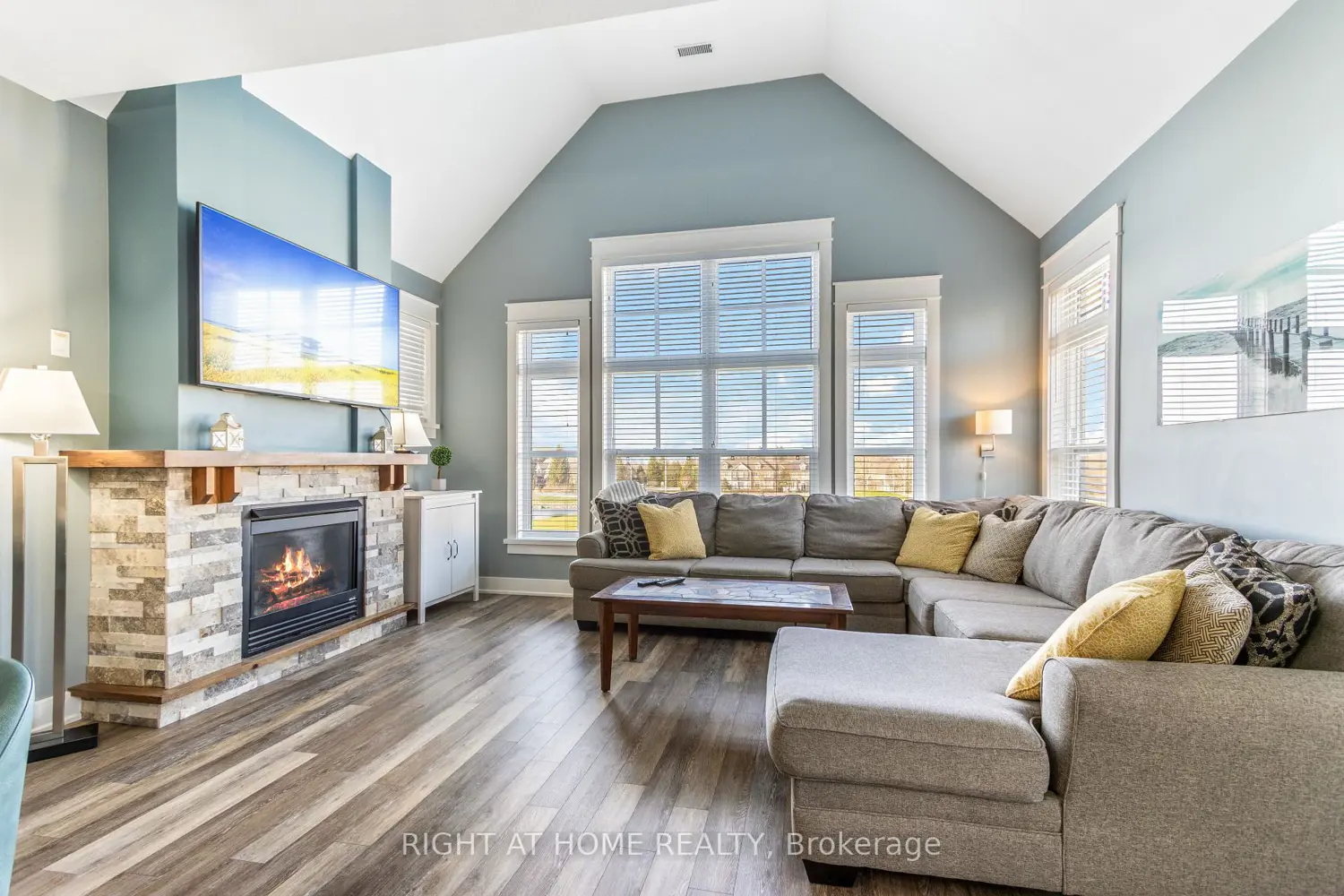 Additional image 4 of 130 Fairway Court 229