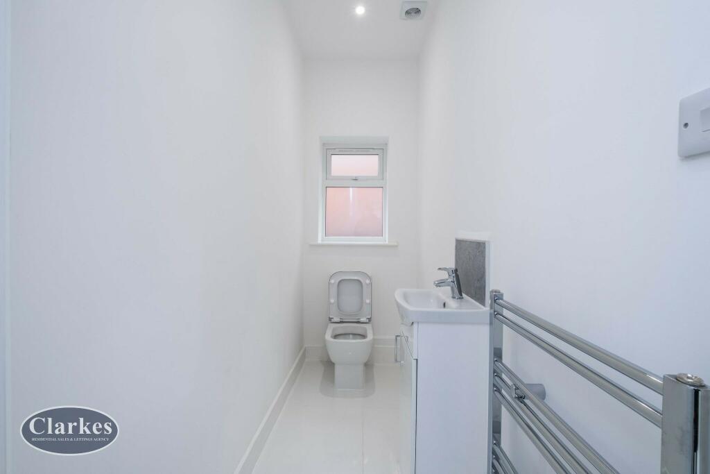 Additional image 10 of Large 4 bed house Coombe Avenue