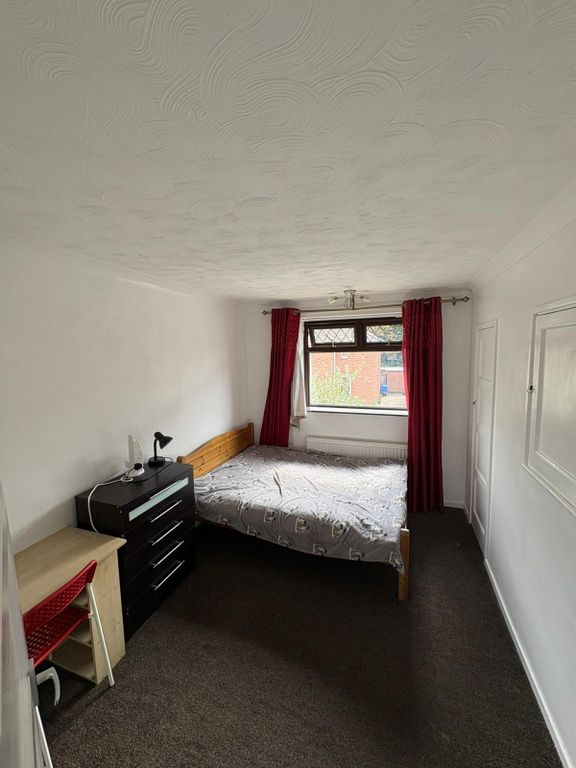 Additional image 2 of 3 bed flat to rentBuckingham Road, Norwich, Norfolk NR4