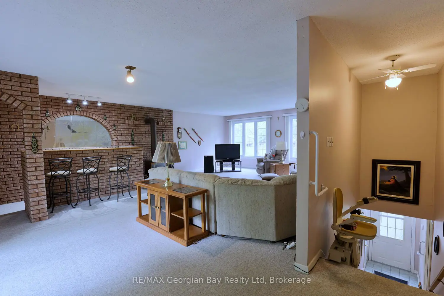 Additional image 10 of 1 Lindale Avenue