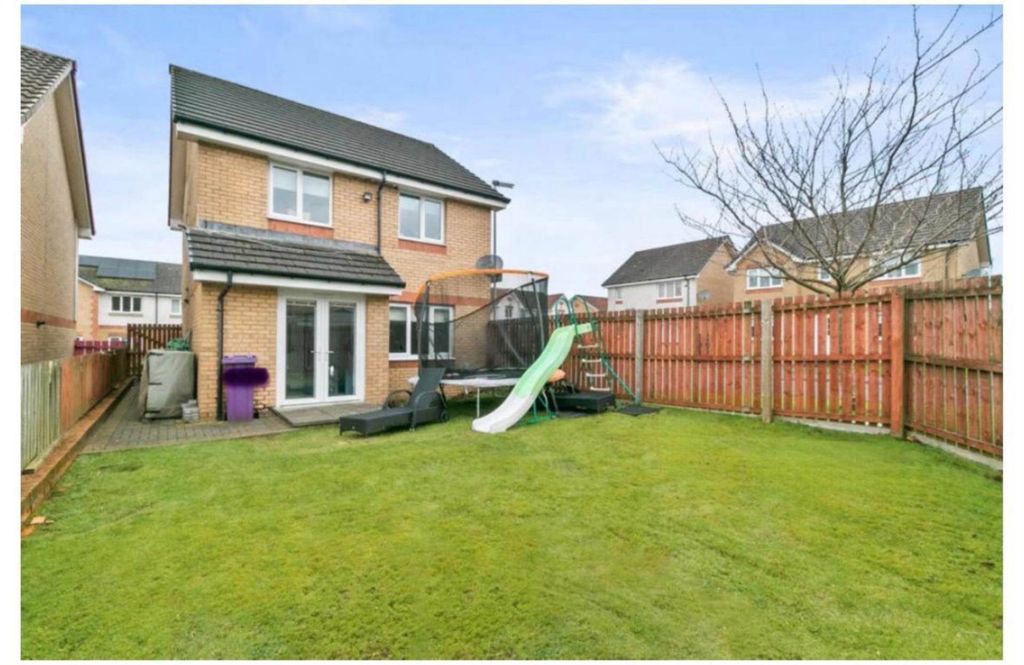 3 bed shared accommodation to rentGlasgow G53 photo 2