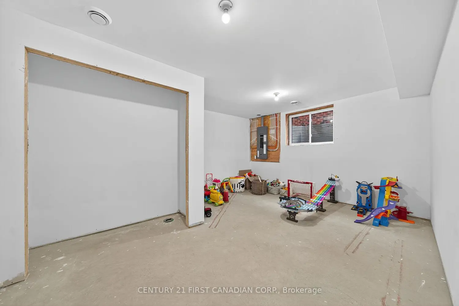 Additional image 19 of 113 Macdonald Street