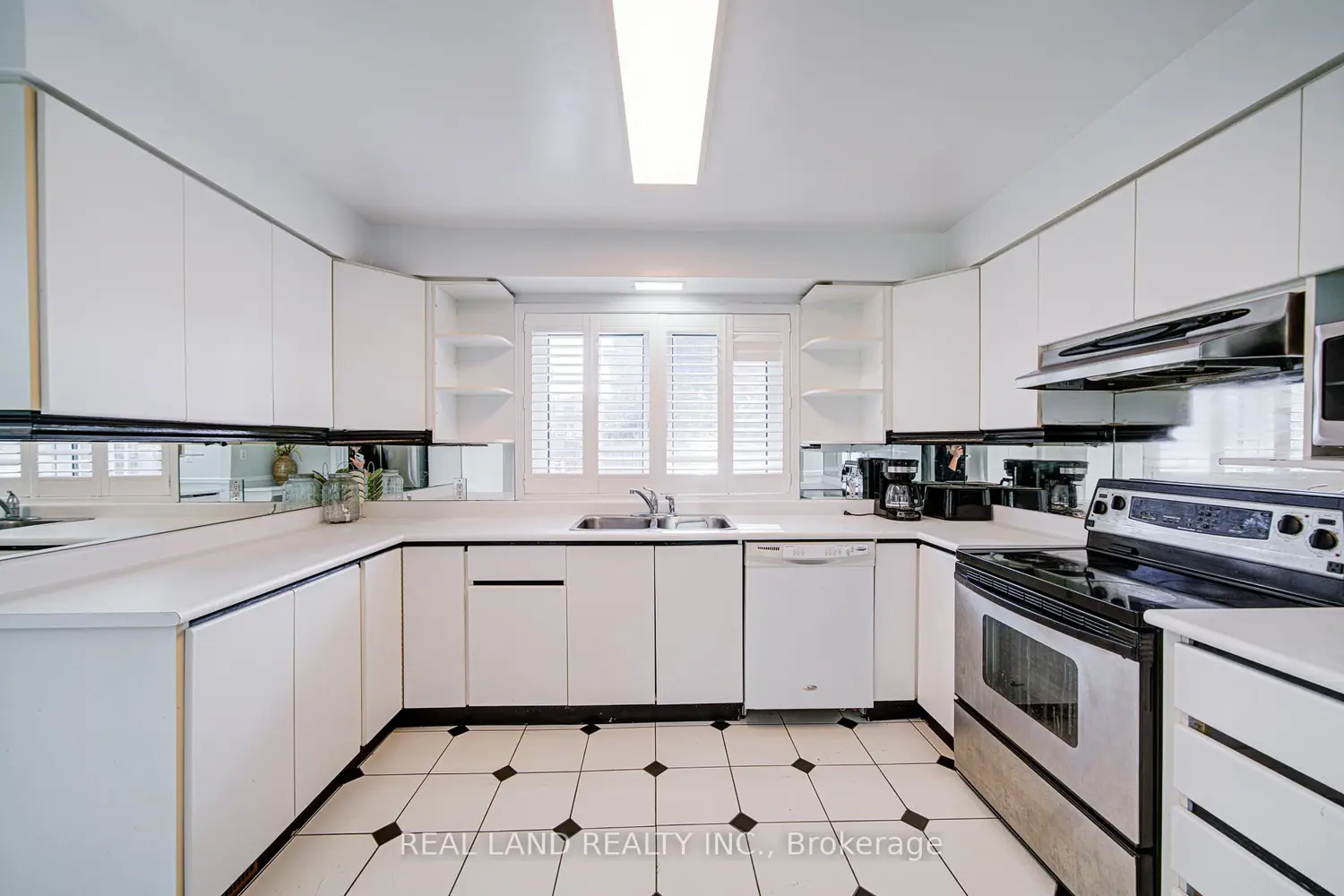 Additional image 6 of 4762 14Th Avenue