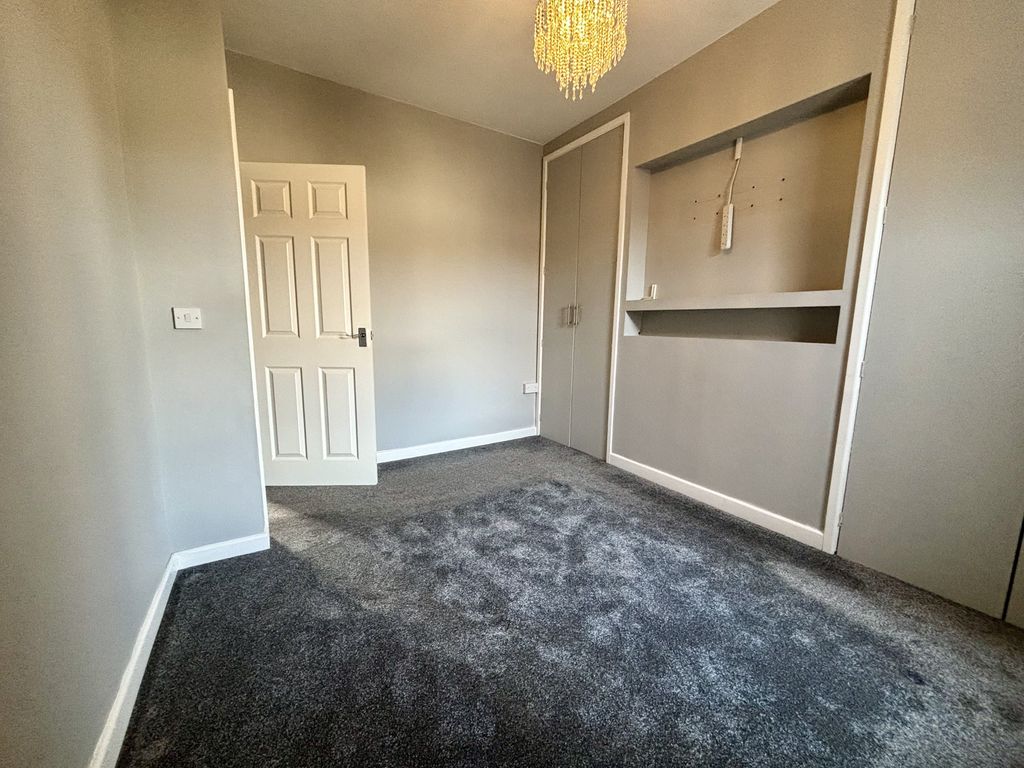Additional image 9 of 3 bed terraced house to rentChurch Street, Rogerstone, Newport NP10