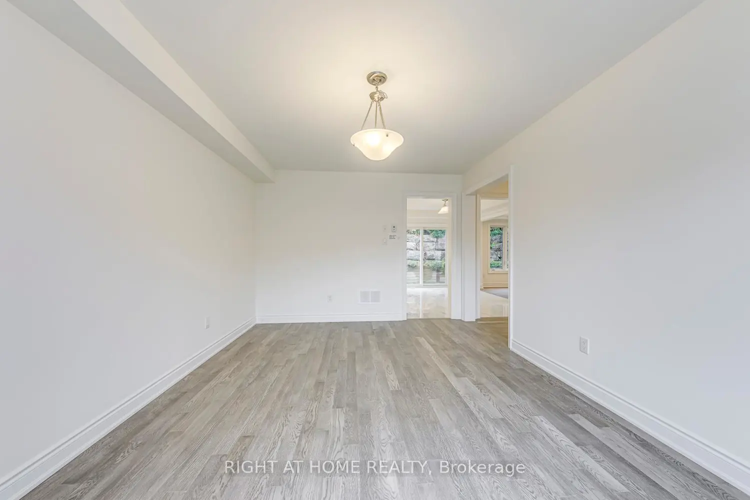 Additional image 7 of 2579 Islington Avenue