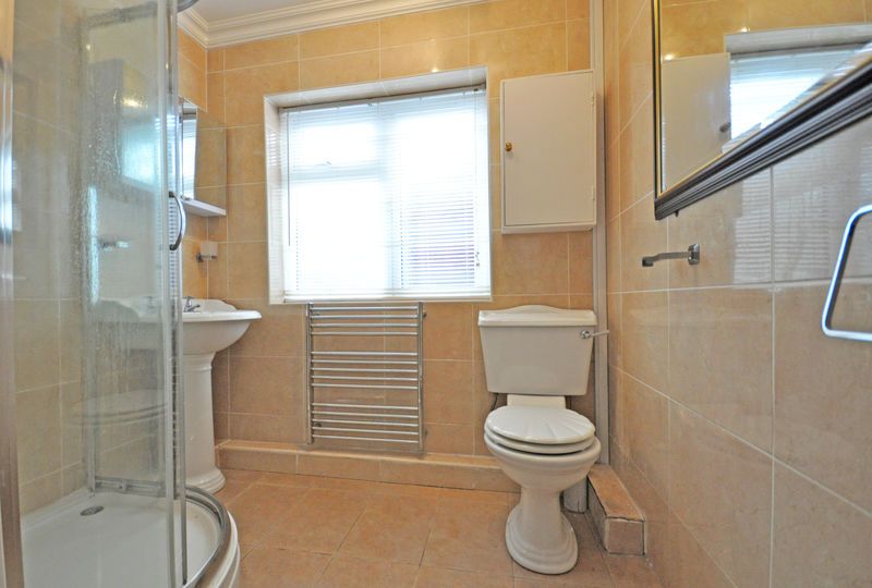 Additional image 11 of 2 bed detached bungalow to rentSuperb Bungalow, Cross Street, Caerleon NP18