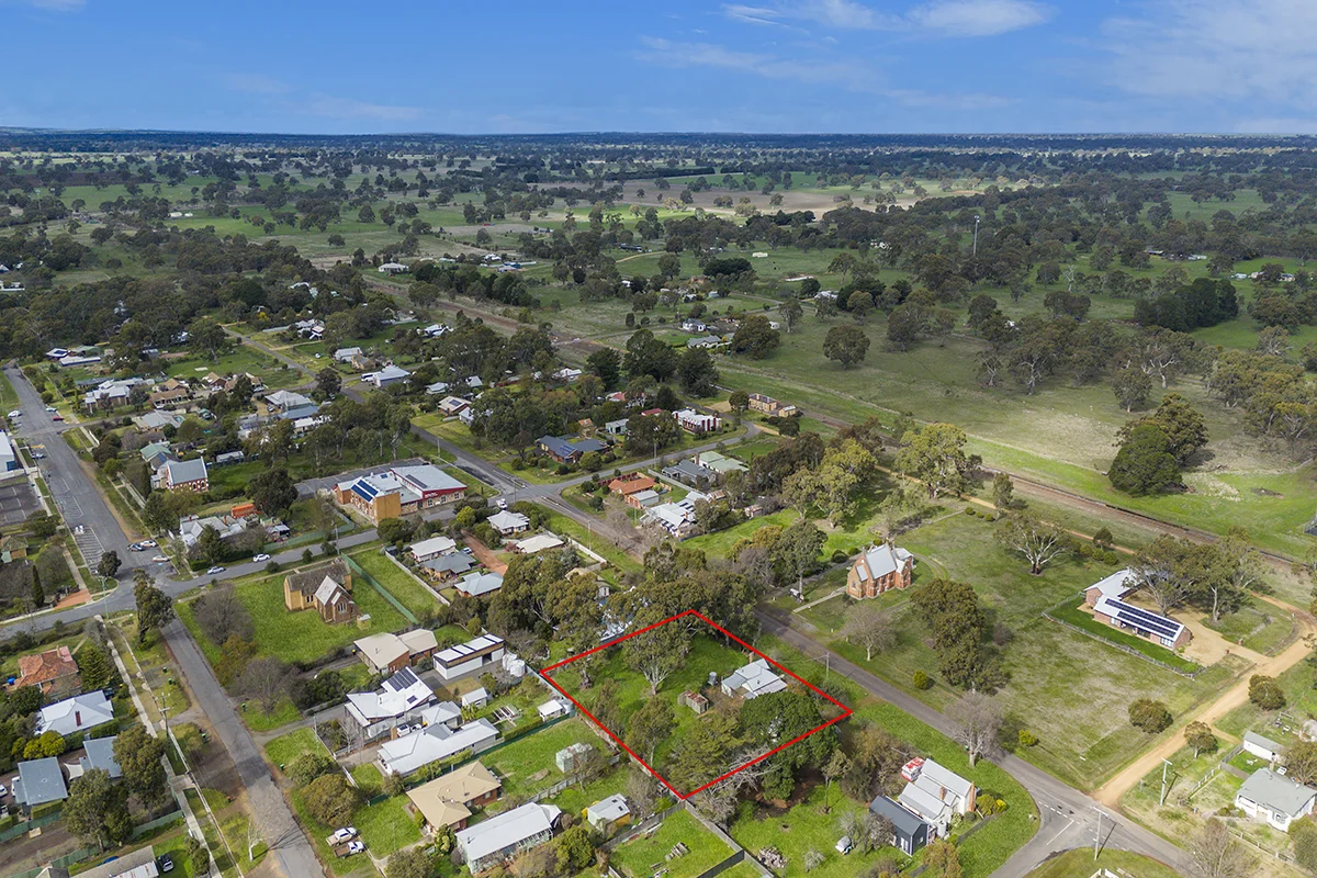 Additional image 17 of 104 Martin Street, Dunkeld VIC 3294