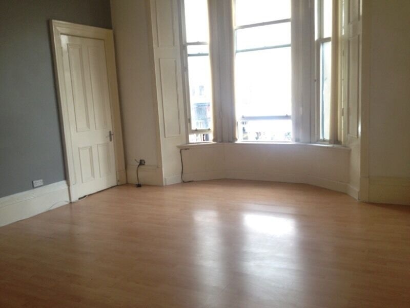 Room in a Shared Flat, Albert Drive, G41, N1 7GU